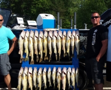 blue-dolphin-walleye-customer-2015-13