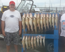 blue-dolphin-walleye-customer-2015-29