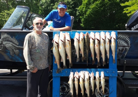 blue-dolphin-walleye-customer-2015-36