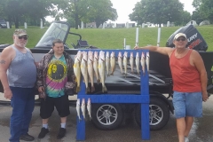 blue-dolphin-walleye-charter-customer-24