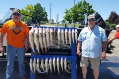 blue-dolphin-walleye-charter-customer-37