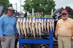 blue-dolphin-walleye-charter-customer-40