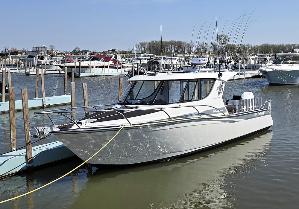 Extreme Boats 915 Game King - Captain Gary Zart