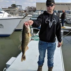 Lake Erie Walleye Charters ~ 4/19